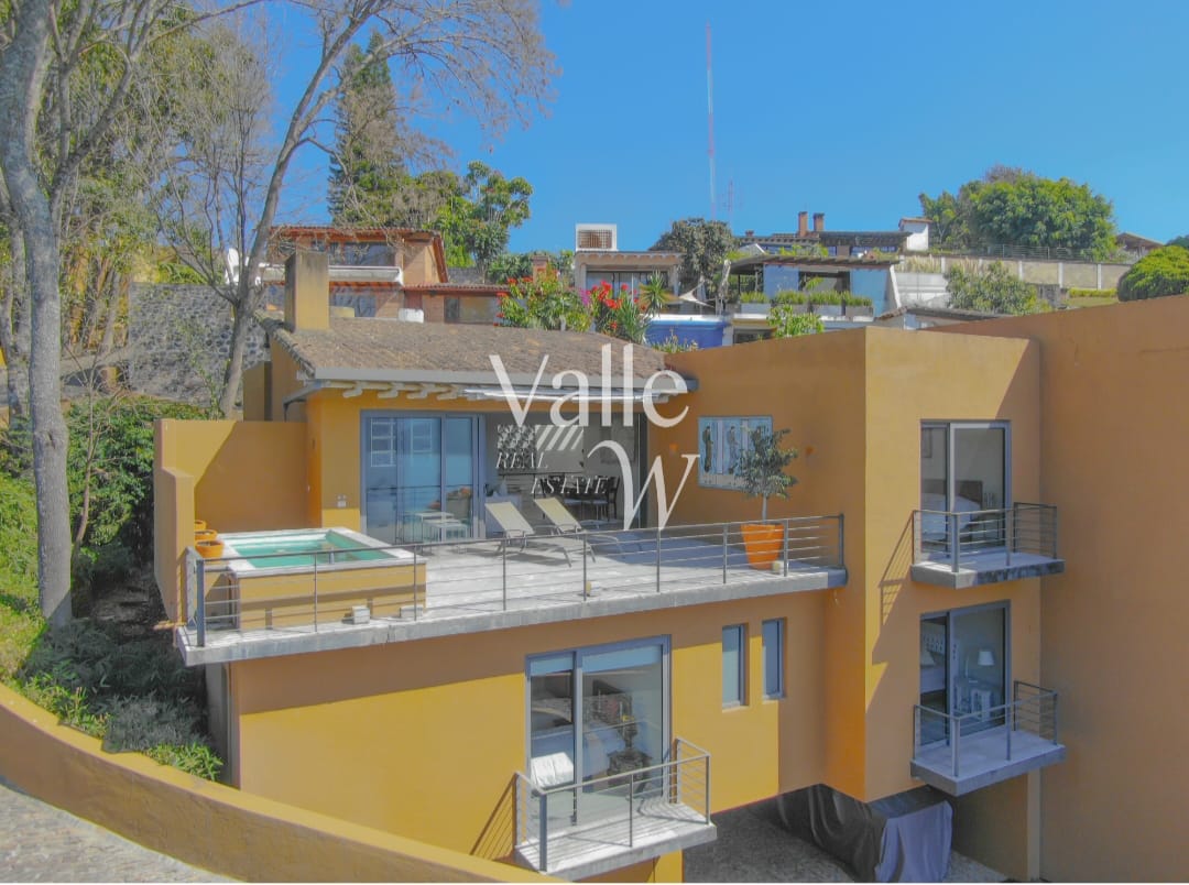 VENTA DE CASA EN CONDOMINIO EN VALLE DE BRAVO VWCV - MR051