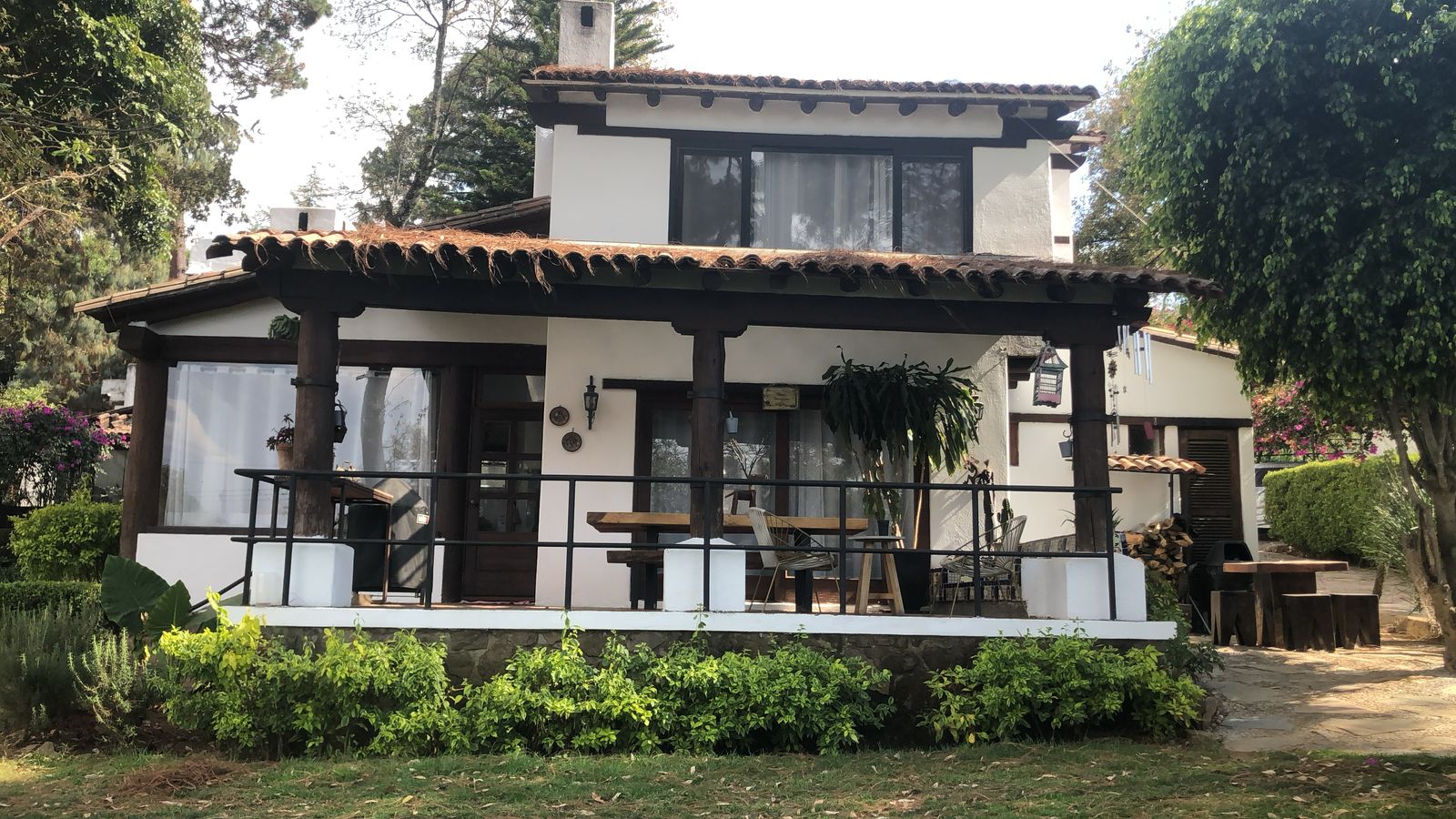 CASA EN VENTA EN CONDOMINIO EN AVANDARO