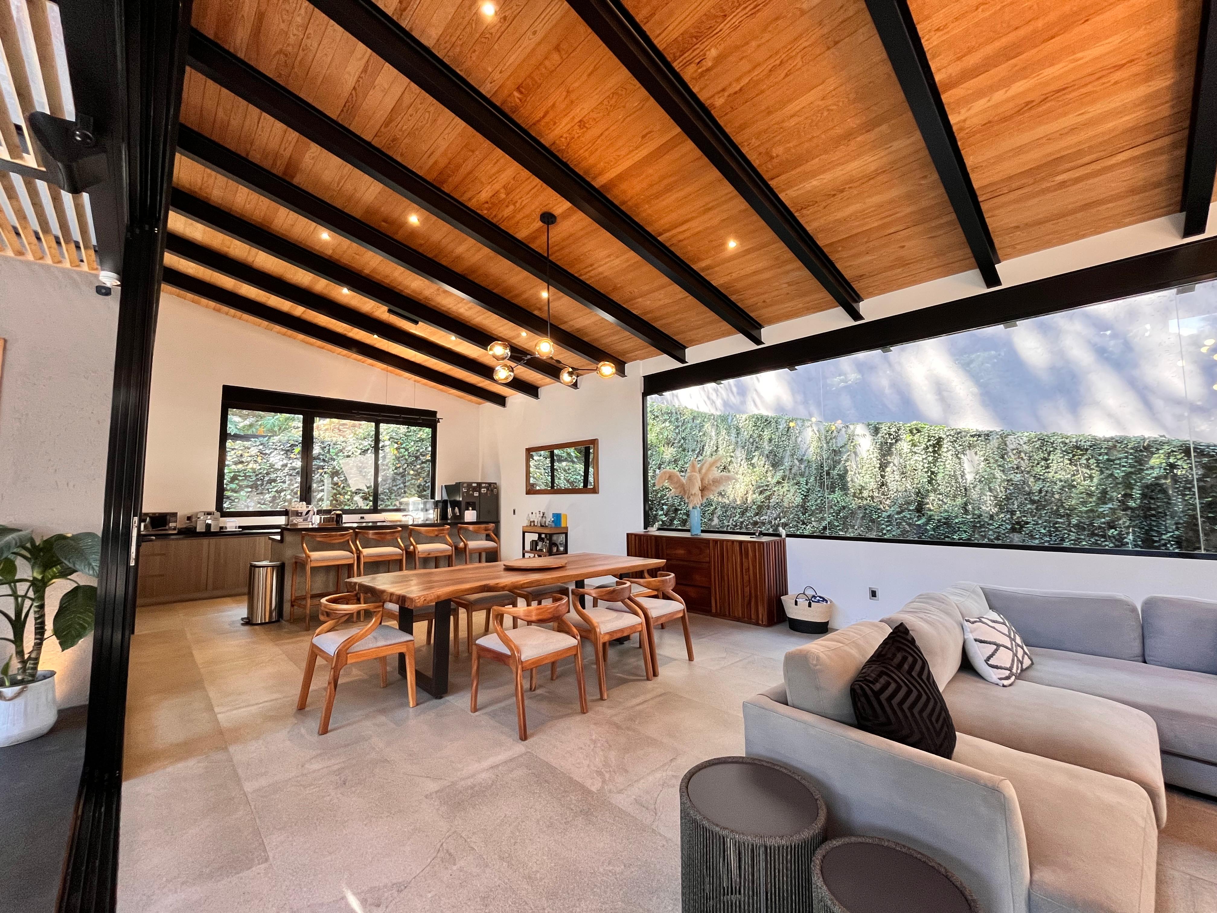 CASA EN VENTA EN AVANDARO