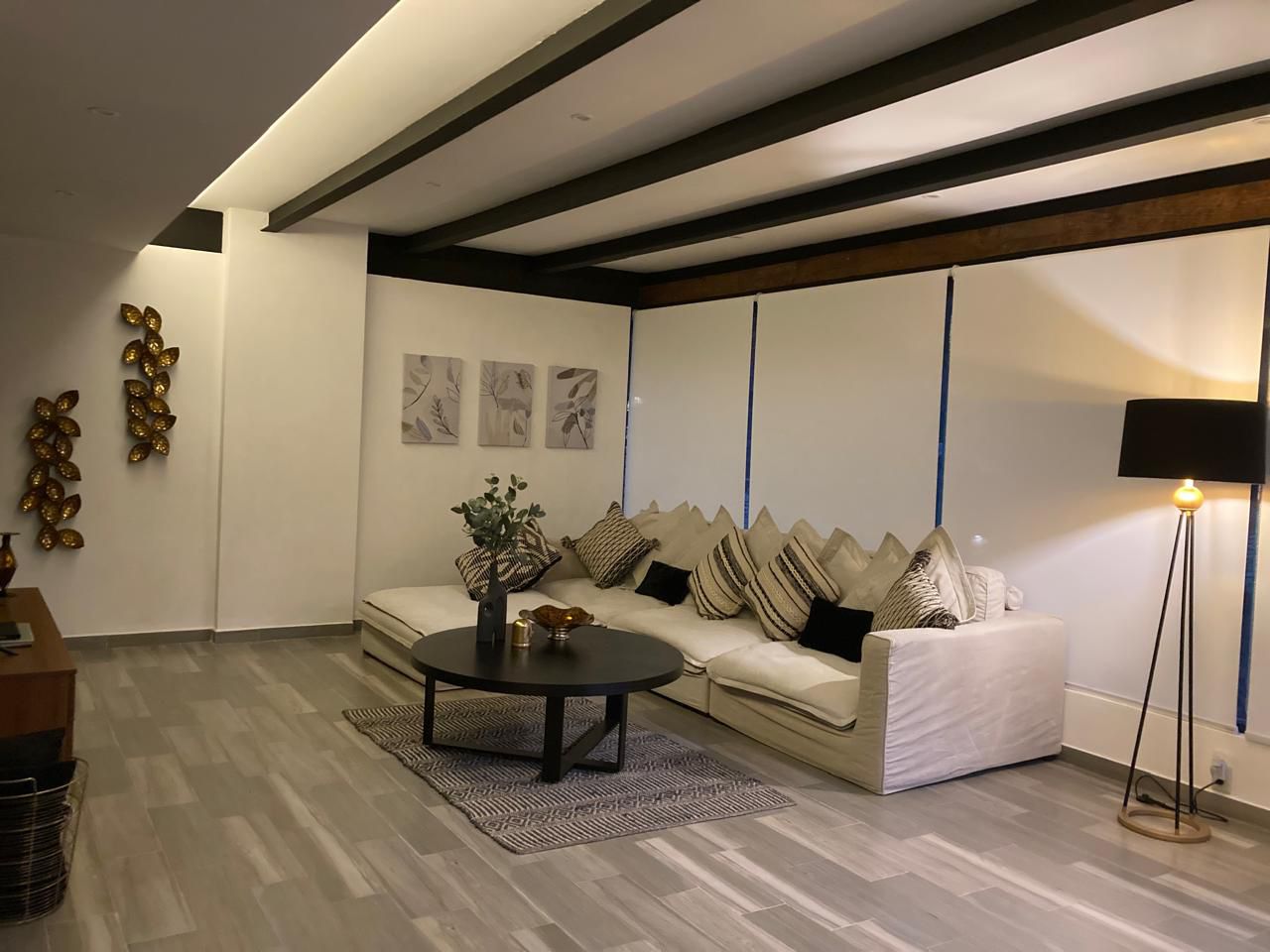 CASA EN VENTA EN AVANDARO