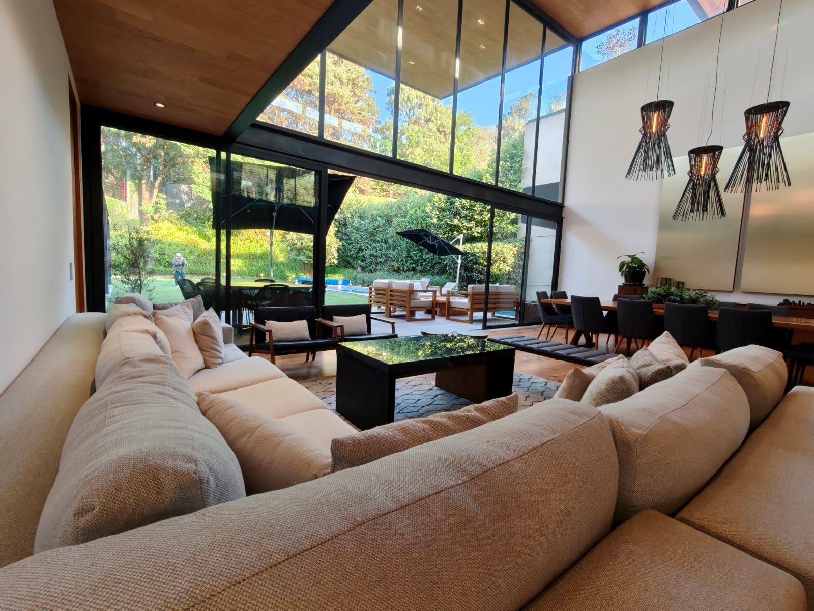 CASA EN VENTA EN AVANDARO