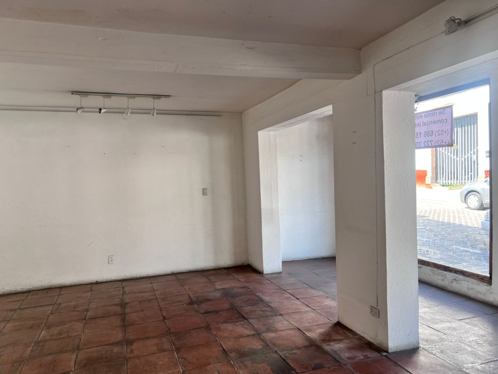 LOCAL COMERCIAL EN RENTA