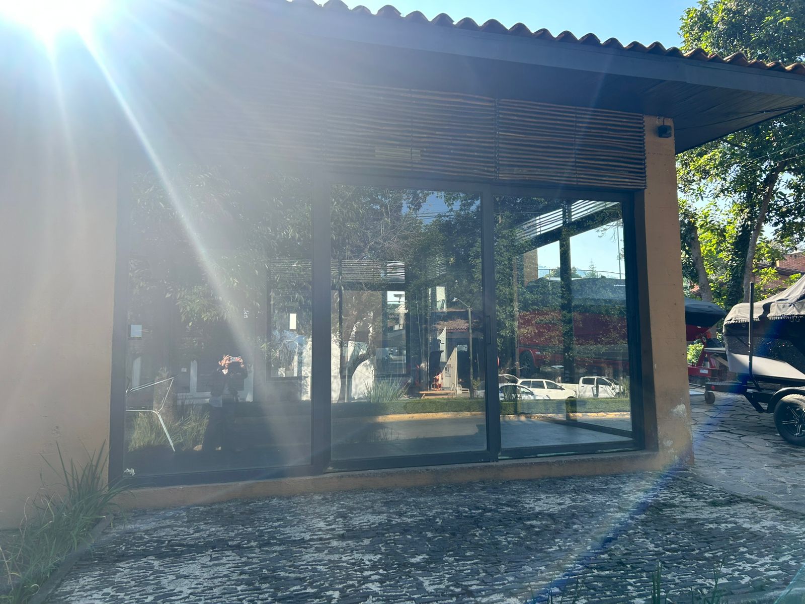 LOCALES COMERCIALES EN RENTA EN AVANDARO