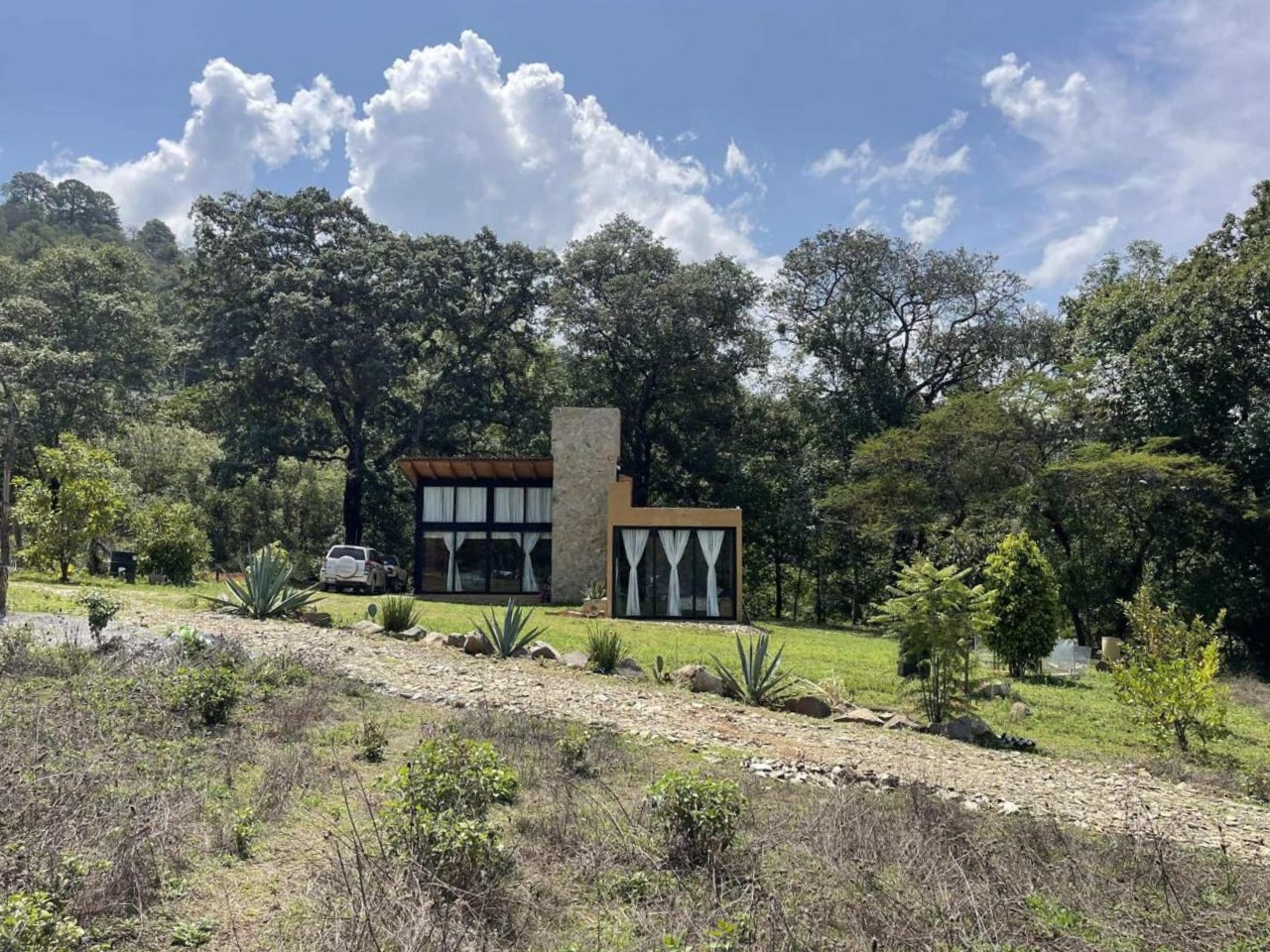 CASA EN RENTA EN RINCON DE ESTRADAS
